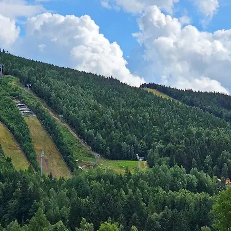 Enjoyharrachov - Atraktivni Slunne Certovka V Centru Harrachova S Garazovym Parkovanim, Wifi-wlan, Sat, Herni Konzoli, Netflix Zdarma A Nejkrasnejsim Vyhledem Na Certovu Horu S Arealem Skokanskych Mustku A Sjezdovku Lägenhet
