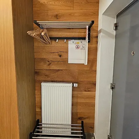 Enjoyharrachov - Atraktivni Slunne Certovka V Centru Harrachova S Garazovym Parkovanim, Wifi-wlan, Sat, Herni Konzoli, Netflix Zdarma A Nejkrasnejsim Vyhledem Na Certovu Horu S Arealem Skokanskych Mustku A Sjezdovku * Harrachov