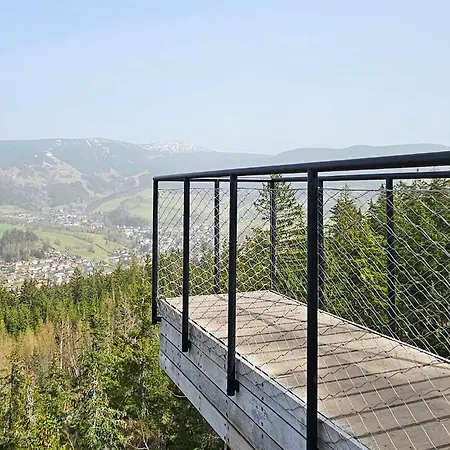 Enjoyharrachov - Atraktivní Slunné čertovka V Centru Harrachova S Garážovým Parkováním, Wifi-wlan, Ipad, Sat, Herní Konzolí, Netflix Zdarma A Nejkrásnějším Výhledem Na čertovu Horu S Areálem Skokanských Můstků A Sjezdovku * Harrachov